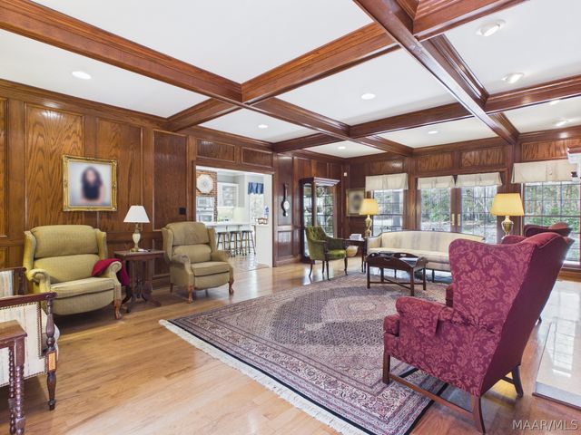 801 Wynwood Drive, Prattville, AL 36067
