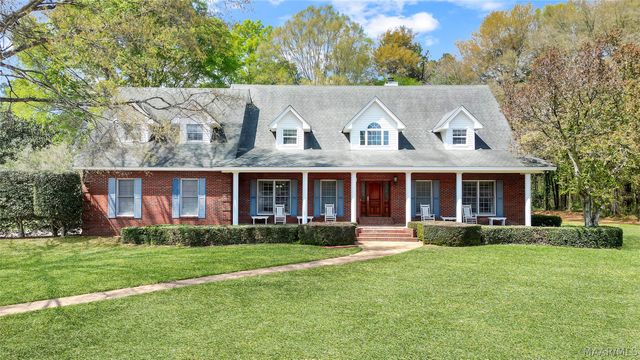801 Wynwood Drive, Prattville, AL 36067