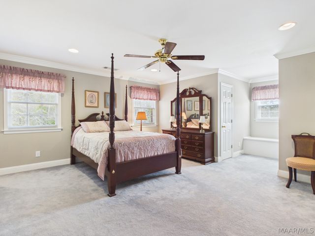 801 Wynwood Drive, Prattville, AL 36067
