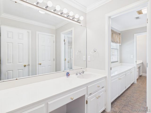801 Wynwood Drive, Prattville, AL 36067