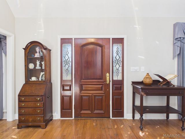 801 Wynwood Drive, Prattville, AL 36067
