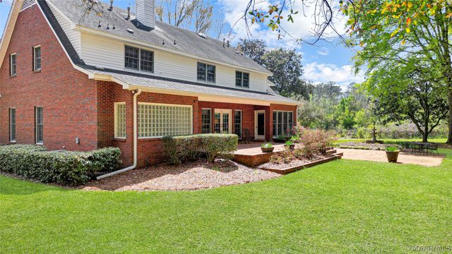 801 Wynwood Drive, Prattville, AL 36067