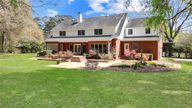 801 Wynwood Drive, Prattville, AL 36067
