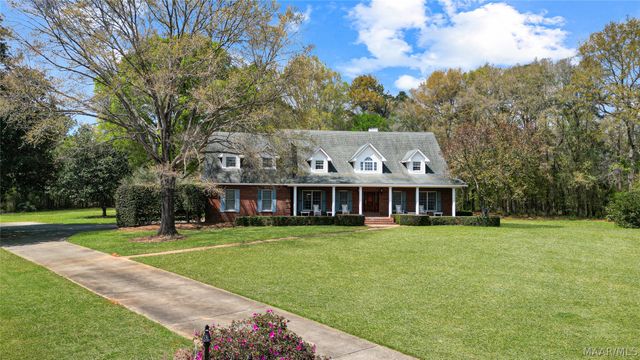 801 Wynwood Drive, Prattville, AL 36067