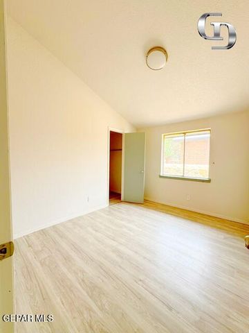 9803 GIFFORD Drive, El Paso, TX 79927