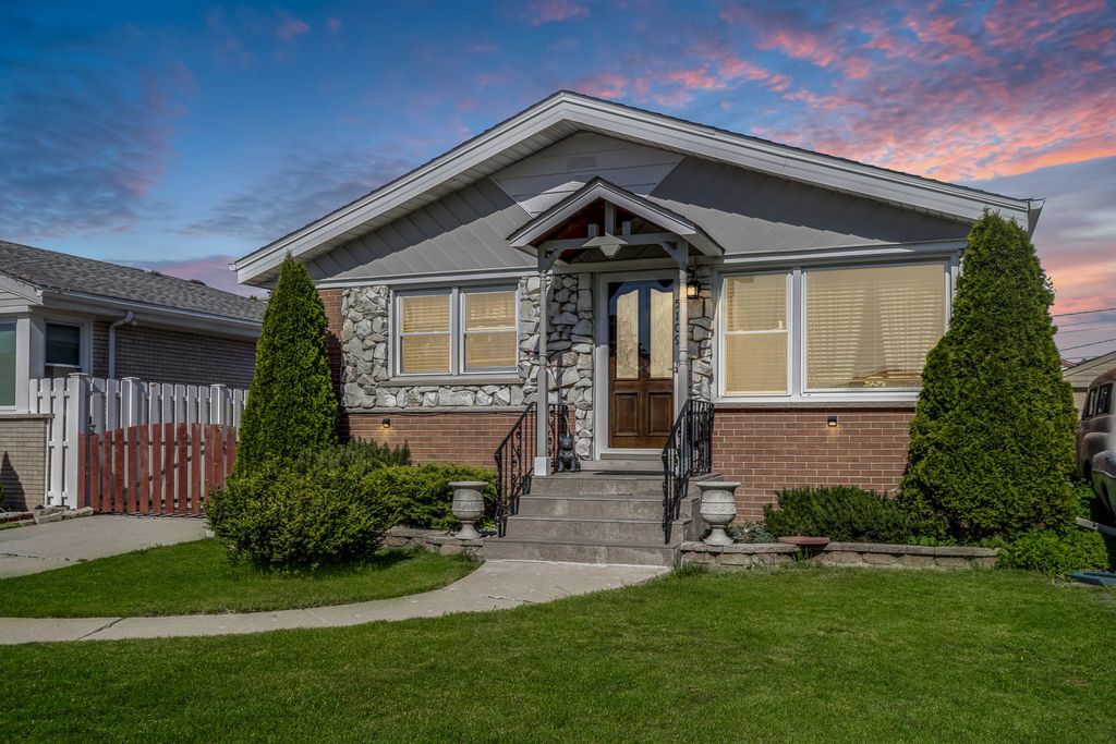 5109 N Oneida Avenue, Norridge, IL 60706