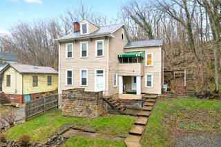 708 Seavey Rd, Shaler, PA 15209