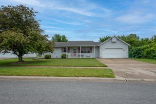 897 Apache Lane, Lowell, IN 46356