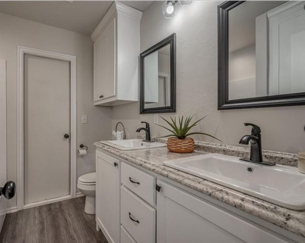 1867 Comice Drive, Newcastle, OK 73065