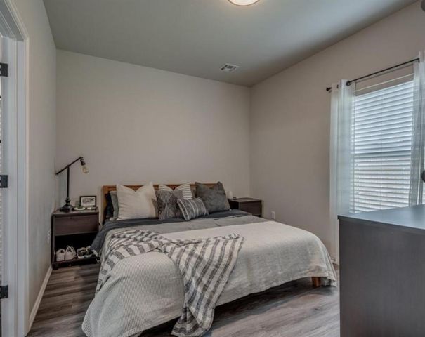 1867 Comice Drive, Newcastle, OK 73065