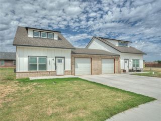 1867 Comice Drive, Newcastle, OK 73065