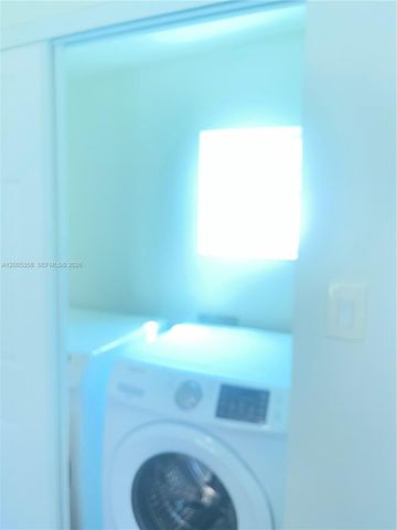 554 NE 74th St 2, Miami, FL 33138