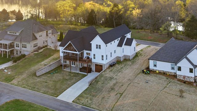 190 Captains Way, Jasper, TN 37347