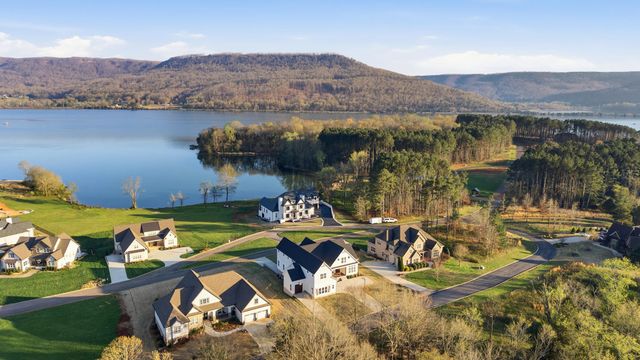 190 Captains Way, Jasper, TN 37347