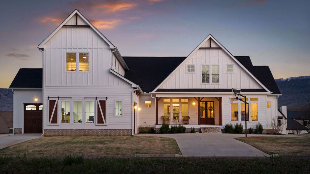 190 Captains Way, Jasper, TN 37347