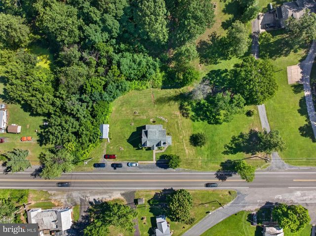 1232 STRASBURG RD, Front Royal, VA 22630