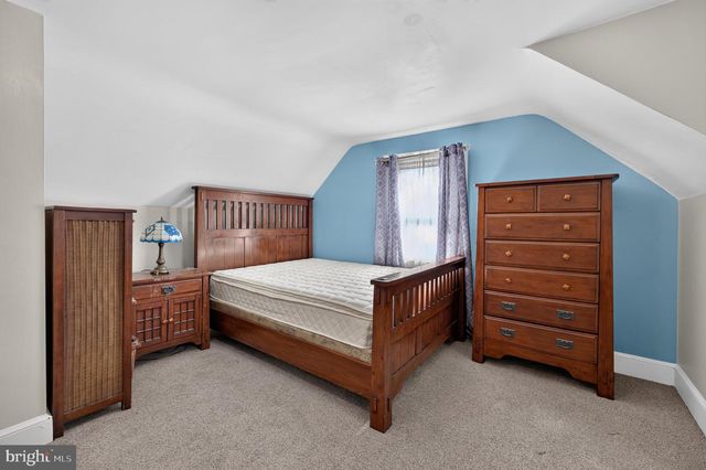 1232 STRASBURG RD, Front Royal, VA 22630
