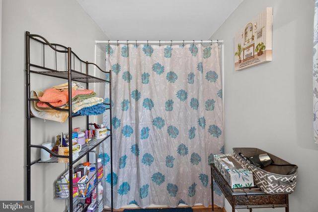 1232 STRASBURG RD, Front Royal, VA 22630