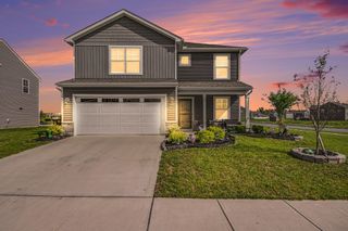 6608 Pfeifer Ash Drive, Canal Winchester, OH 43110