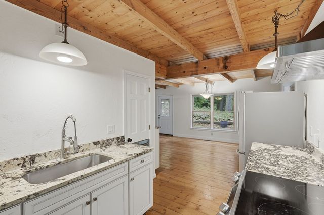 788 Joann Sisson Road, Blue Ridge, GA 30513