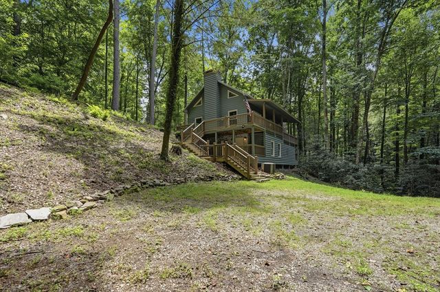 788 Joann Sisson Road, Blue Ridge, GA 30513