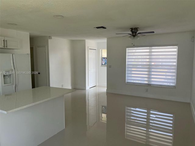 145 NW 41st Ct 11, Deerfield Beach, FL 33064