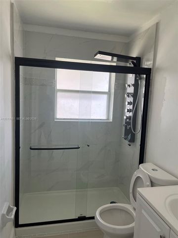 145 NW 41st Ct 11, Deerfield Beach, FL 33064