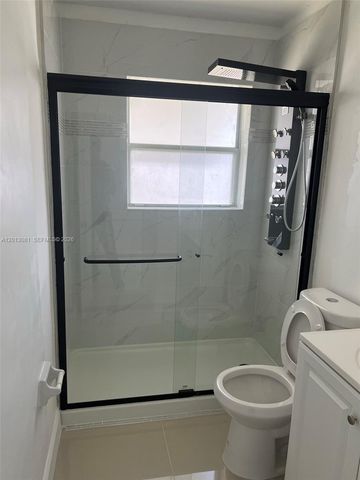 145 NW 41st Ct 11, Deerfield Beach, FL 33064
