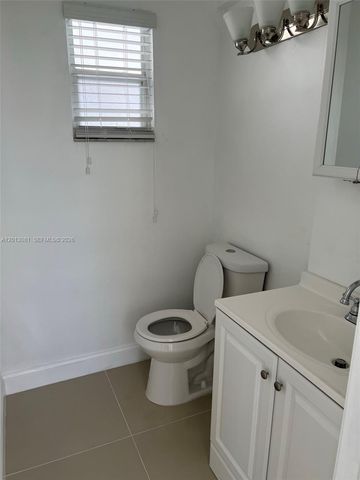 145 NW 41st Ct 11, Deerfield Beach, FL 33064