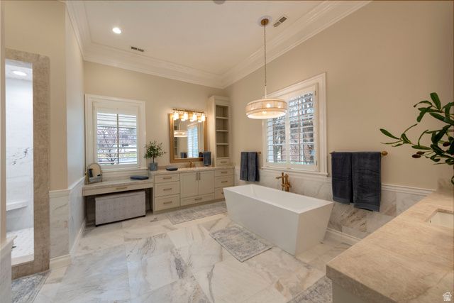 2620 E CASTO LN, Holladay, UT 84117