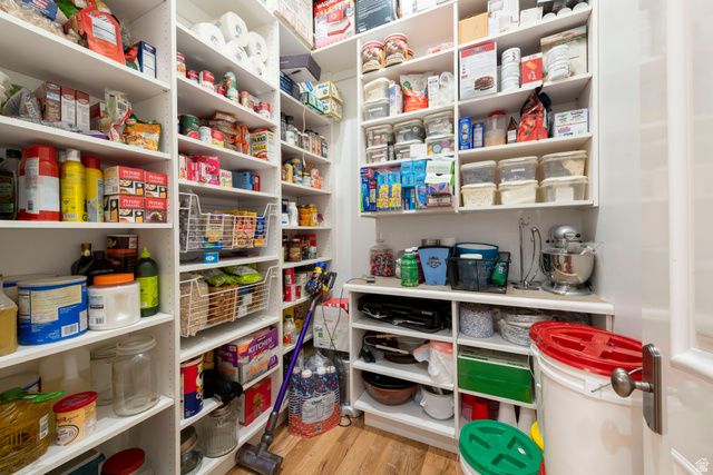 2620 E CASTO LN, Holladay, UT 84117