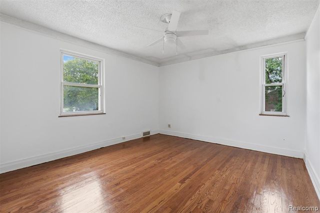1992 S Annabelle Street, Detroit, MI 48217