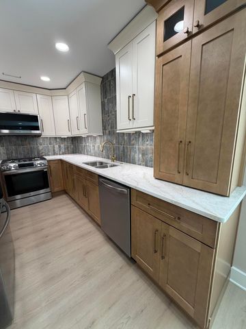 3148 Beaver Creek Drive, Lexington, KY 40517