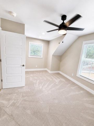 3148 Beaver Creek Drive, Lexington, KY 40517