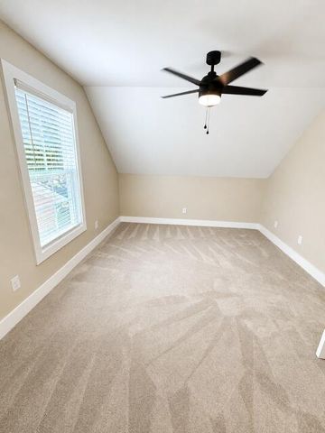 3148 Beaver Creek Drive, Lexington, KY 40517