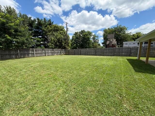 3148 Beaver Creek Drive, Lexington, KY 40517