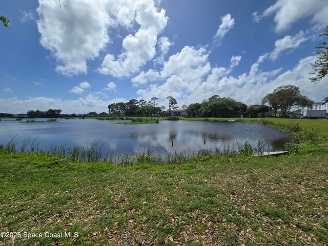 505 Landings Way Apt 10, Merritt Island, FL 32952