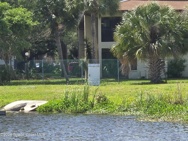 505 Landings Way Apt 10, Merritt Island, FL 32952