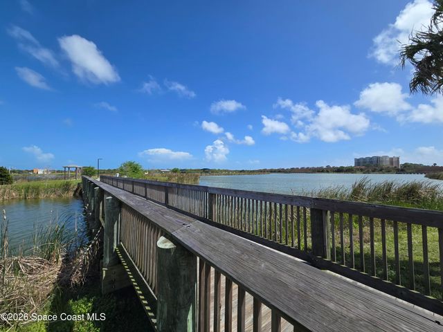 505 Landings Way Apt 10, Merritt Island, FL 32952