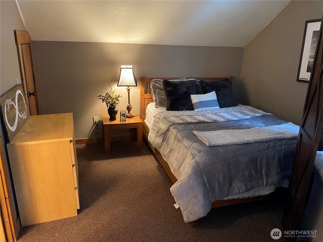 141 Kearny Drive, Snoqualmie Pass, WA 98068