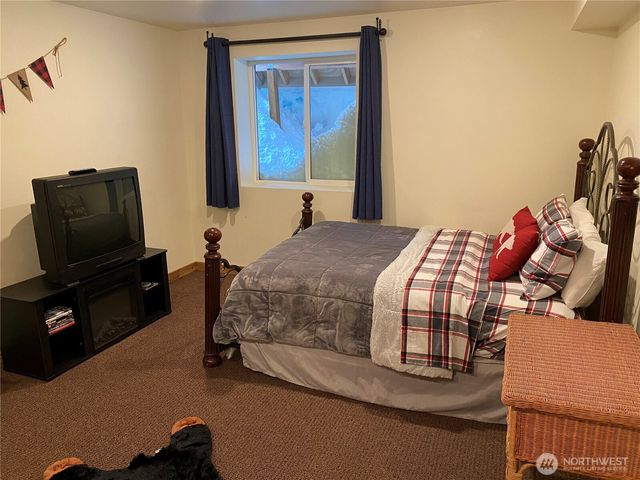 141 Kearny Drive, Snoqualmie Pass, WA 98068