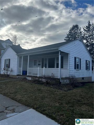 1037 Maple Street, Bethlehem City, PA 18018