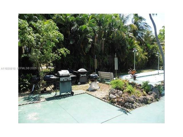 1450 Atlantic Shores Blvd 317, Hallandale Beach, FL 33009