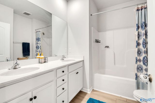 201 Poplar Hollow Drive, Harvest, AL 35749