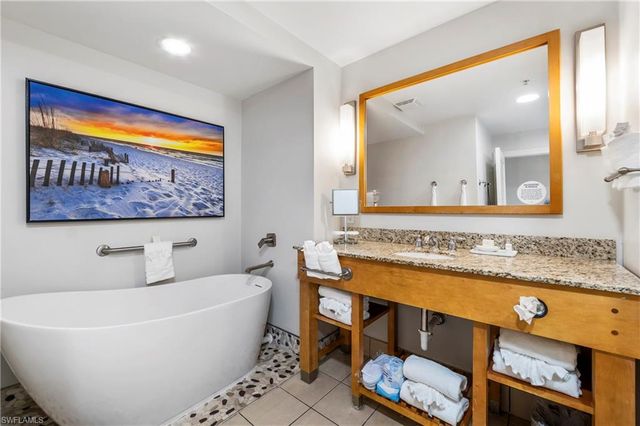 190 Estero BLVD 202, Fort Myers Beach, FL 33931