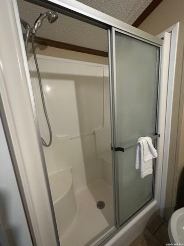 1100 County Road 4600, Dilley, TX 78017