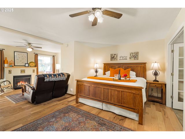 49198 MCKENZIE Hwy, Vida, OR 97488