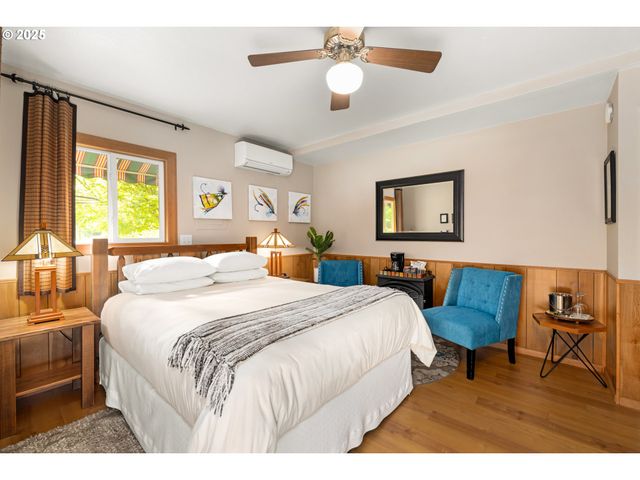 49198 MCKENZIE Hwy, Vida, OR 97488