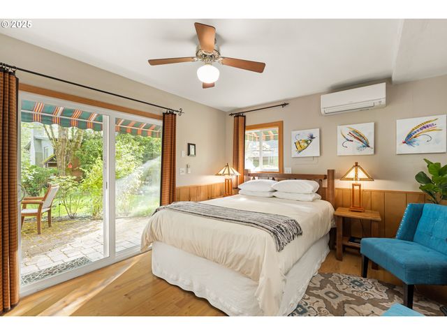 49198 MCKENZIE Hwy, Vida, OR 97488