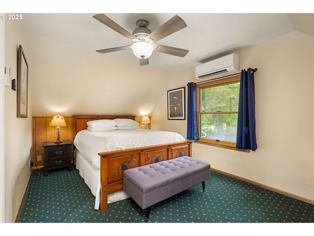 49198 MCKENZIE Hwy, Vida, OR 97488